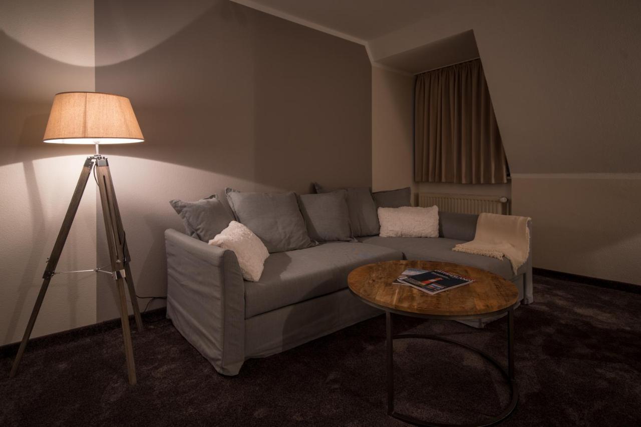 Hotel Stadt Аурих Экстерьер фото